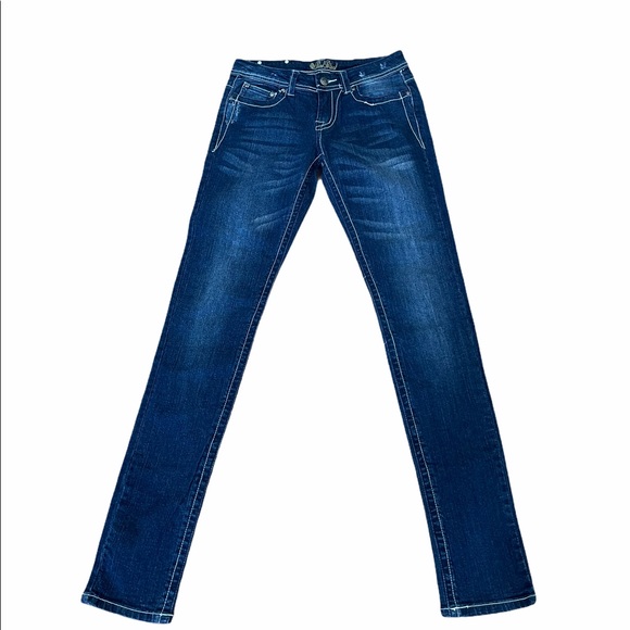 Red Rivet Jeans Size 3 in Juniors - Picture 2 of 6